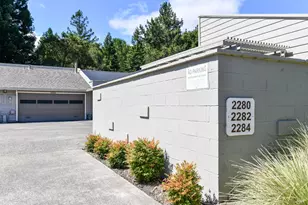 2284 Knolls Hills Cir, Santa Rosa, CA 95405 - Photo 2