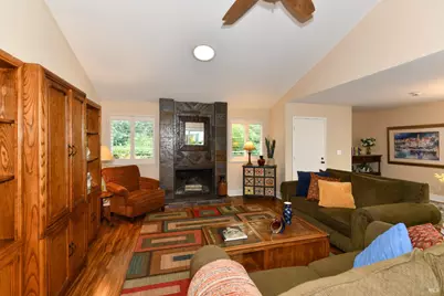 2284 Knolls Hills Circle, Santa Rosa, CA 95405 - Photo 10