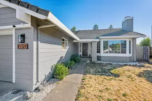 7121 Hastings Pl, Windsor, CA 95492 - Photo 2
