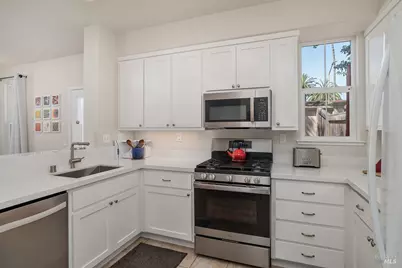 103 Amelia Way, Novato, CA 94949 - Photo 4
