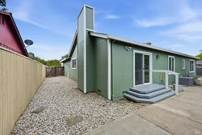 2405 Donna Maria Way, Santa Rosa, CA 95401 - Photo 22