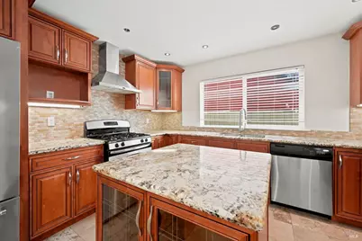 2405 Donna Maria Way, Santa Rosa, CA 95401 - Photo 10