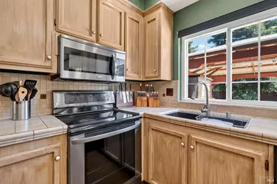 231 Kildare Lane, Vacaville, CA 95688 - Photo 12