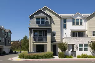273 Gambrel Cir, Santa Rosa, CA 95403 - Photo 2