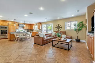 10 San Aleso Ct, Novato, CA 94945 - Photo 4