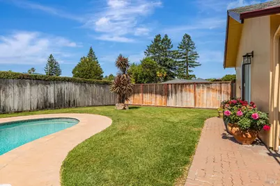 10 San Aleso Court, Novato, CA 94945 - Photo 46