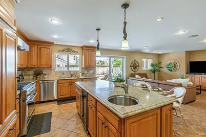 10 San Aleso Court, Novato, CA 94945 - Photo 6