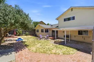 1059 Santa Clara Ln, Petaluma, CA 94954 - Photo 8