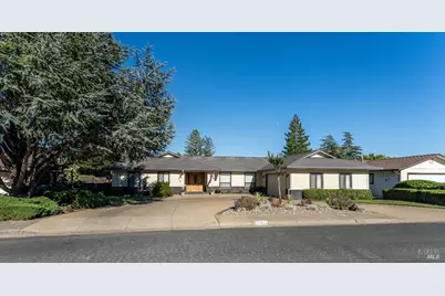 916 Fairway Avenue, Ukiah, CA 95482 - Photo 2