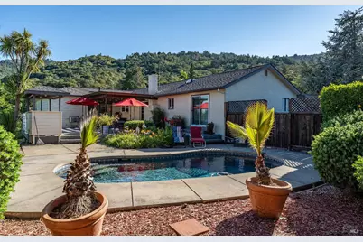 916 Fairway Avenue, Ukiah, CA 95482 - Photo 28