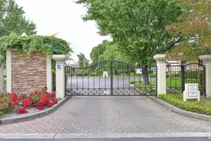 79 Fountain Grove Cir, Napa, CA 94558 - Photo 2