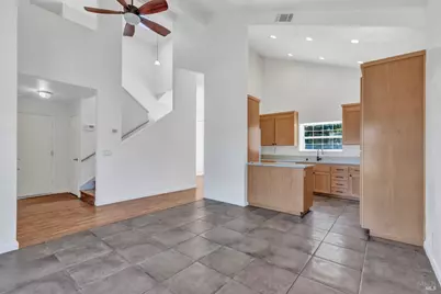371 Woodstock Circle, Vacaville, CA 95687 - Photo 10