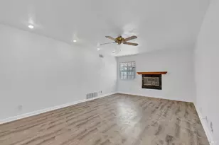 371 Woodstock Cir, Vacaville, CA 95687 - Photo 16