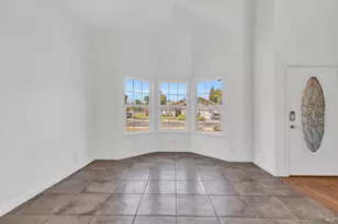 371 Woodstock Cir, Vacaville, CA 95687 - Photo 14