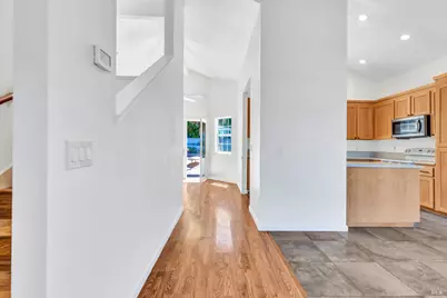 371 Woodstock Circle, Vacaville, CA 95687 - Photo 18