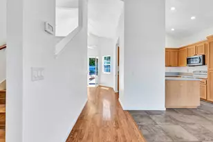 371 Woodstock Cir, Vacaville, CA 95687 - Photo 18