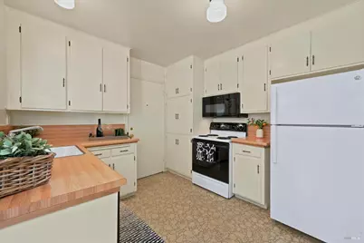 1722 Sierra Avenue, Napa, CA 94558 - Photo 26