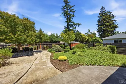 1722 Sierra Avenue, Napa, CA 94558 - Photo 14