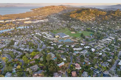 106 Walnut Avenue, Corte Madera, CA 94925 - Photo 76
