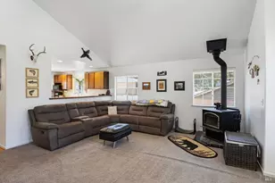 1121 Maize Ct, Willits, CA 95490 - Photo 4