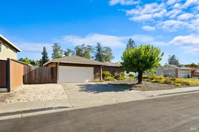171 Alma Avenue, Rohnert Park, CA 94928 - Photo 2