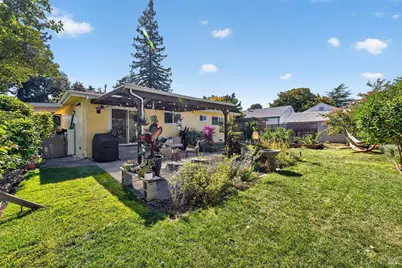 1102 Burbank Avenue, Santa Rosa, CA 95407 - Photo 24