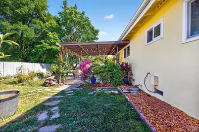 1102 Burbank Avenue, Santa Rosa, CA 95407 - Photo 30