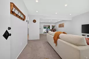 1102 Burbank Ave, Santa Rosa, CA 95407 - Photo 4