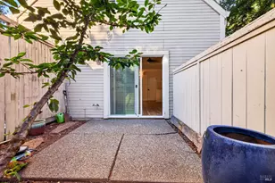 2757 Lakeview Dr, Santa Rosa, CA 95405 - Photo 42