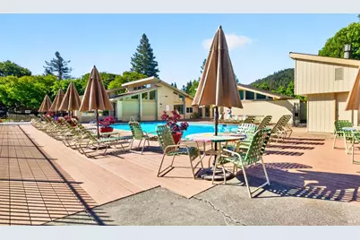 2757 Lakeview Drive, Santa Rosa, CA 95405 - Photo 54