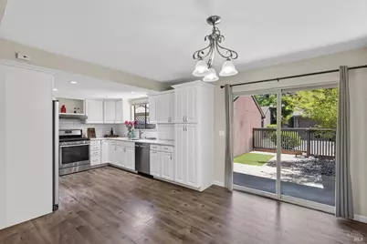218 Los Alamos Road, Santa Rosa, CA 95409 - Photo 8