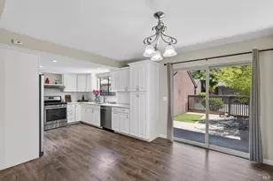 218 Los Alamos Rd, Santa Rosa, CA 95409 - Photo 8