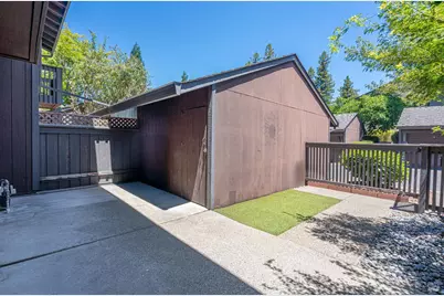 218 Los Alamos Road, Santa Rosa, CA 95409 - Photo 32