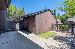 218 Los Alamos Rd, Santa Rosa, CA 95409 - Photo 32