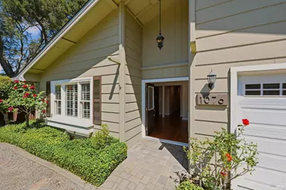 1076 Stonybrook Drive, Napa, CA 94558 - Photo 2