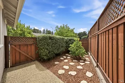 972 Serendipity Way, Napa, CA 94558 - Photo 32