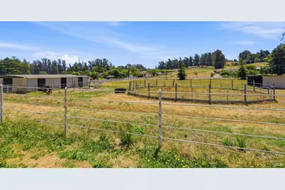 397 W Railroad Avenue, Cotati, CA 94931 - Photo 48