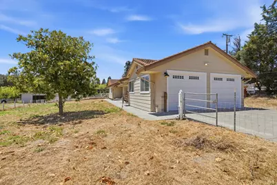 397 W Railroad Avenue, Cotati, CA 94931 - Photo 4