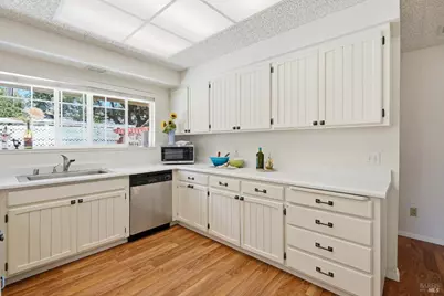 397 W Railroad Avenue, Cotati, CA 94931 - Photo 12