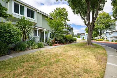 916 Sunnybrae Lane, Novato, CA 94947 - Photo 26