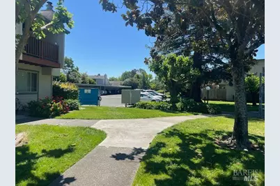 1064 Eleanor Avenue, Rohnert Park, CA 94928 - Photo 2