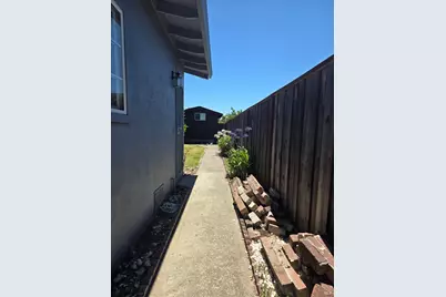 881 Windsor Street, Napa, CA 94558 - Photo 24