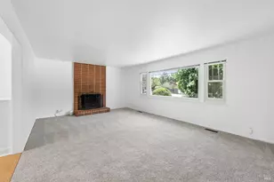 1078 Simmons Ln, Novato, CA 94945 - Photo 4