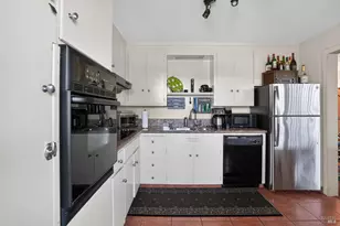 301 Broadway, Alameda, CA 94501 - Photo 16