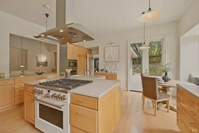 10 Via Del Arroyo, Napa, CA 94559 - Photo 16
