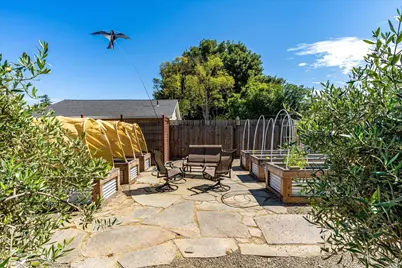 230 S Hartson Street, Napa, CA 94559 - Photo 28
