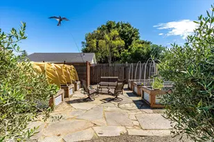 230 S Hartson St, Napa, CA 94559 - Photo 28