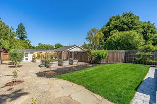 230 S Hartson St, Napa, CA 94559 - Photo 24