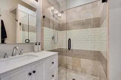 230 S Hartson Street, Napa, CA 94559 - Photo 20