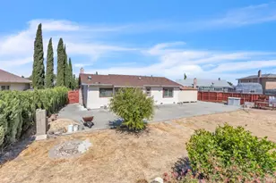 753 Castlewood Ct, Fairfield, CA 94534 - Photo 34